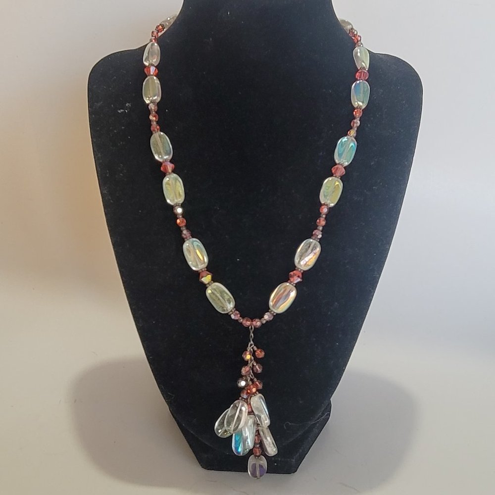 Fashion Acrylic Faceted Bead Necklace Luau Oriental White